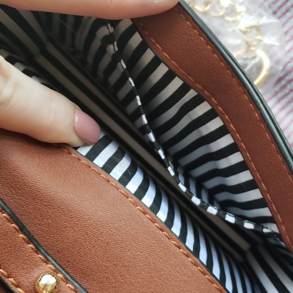 SPOTTING FAKE BAGS Kate spade Michael kors - Picture 6 of 8